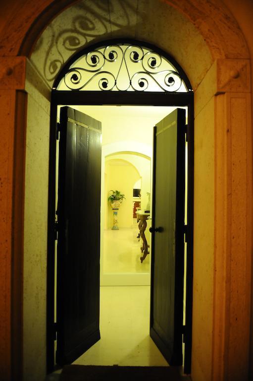 Albergo Le Dodici Lune Montecorvino Rovella Екстер'єр фото