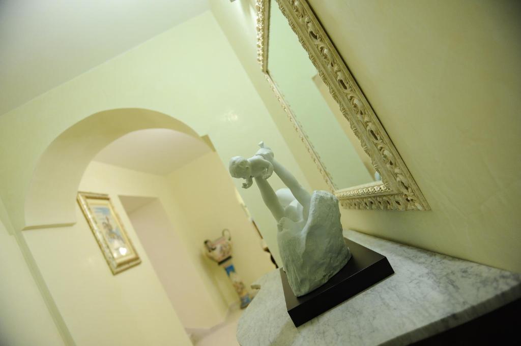 Albergo Le Dodici Lune Montecorvino Rovella Екстер'єр фото